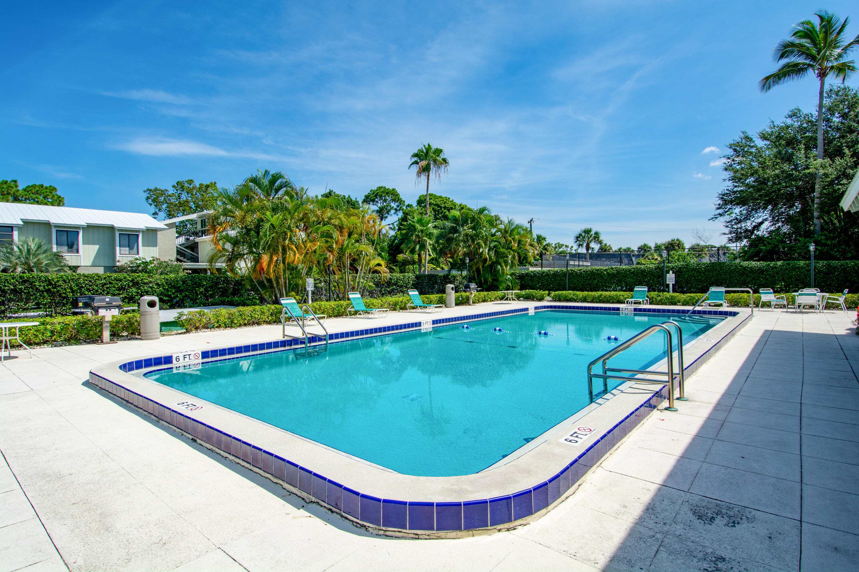 800 Northwest Fork Road, Unit B4 U2 Stuart, FL 34994 - Photo 46 of 53 800 Place-22