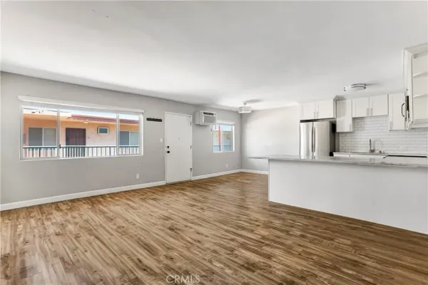 $320,000 | 6520 Shirley, Reseda, CA 91335