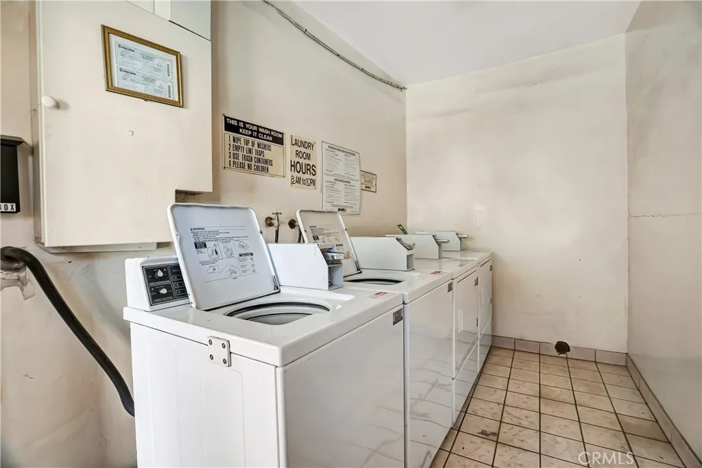 6520 Shirley Reseda, CA 91335 - Photo 20 of 26 a utility room with dryer and washer
