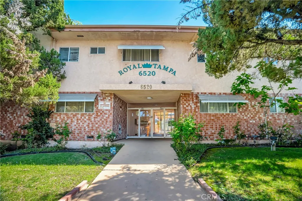 6520 Shirley Reseda, CA 91335 - Photo 25 of 26 front view of a house with a yard