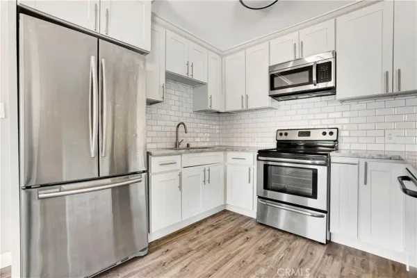 $320,000 | 6520 Shirley, Reseda, CA 91335