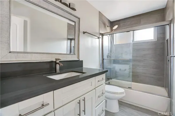 $320,000 | 6520 Shirley, Reseda, CA 91335