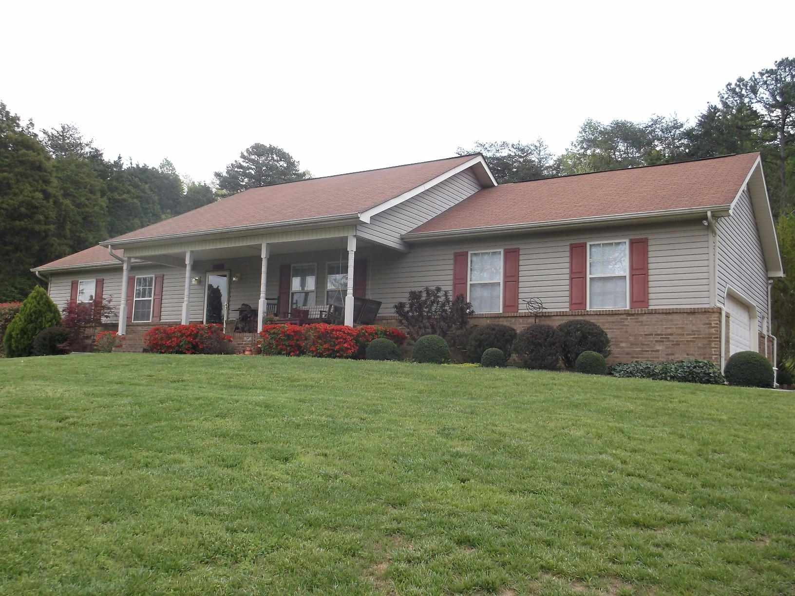 4612 Meredith Road Knoxville, TN 37921 - Photo 1 of 26 4612 Meredith Update 003
