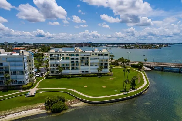 $3,500 | 7862 Sailboat Key Boulevard South, Unit 506, South Pasadena, FL 33707