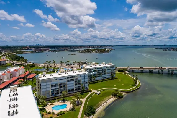 $3,500 | 7862 Sailboat Key Boulevard South, Unit 506, South Pasadena, FL 33707