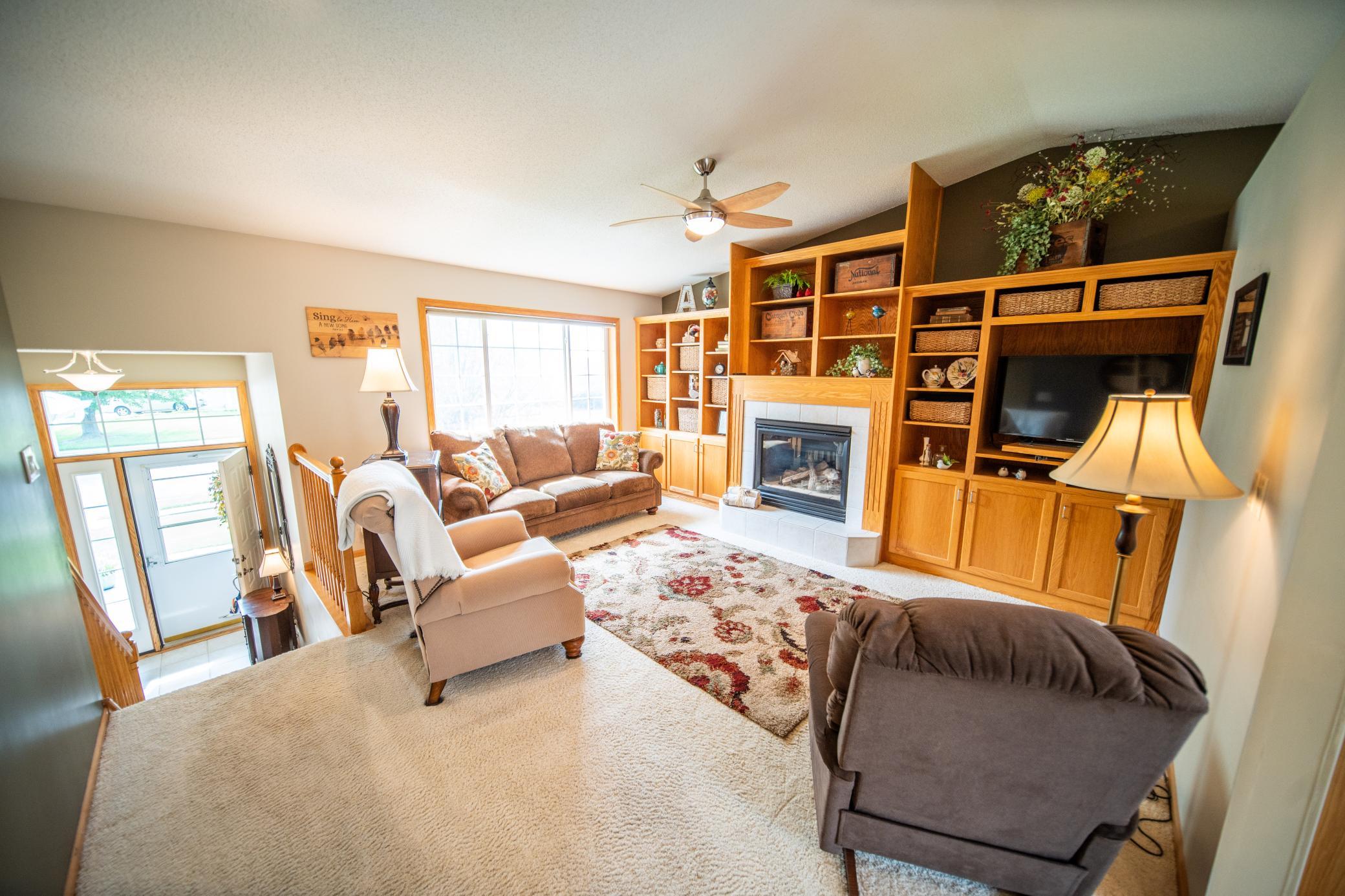 5187 56th Avenue Northwest Rochester, MN 55901 - Photo 2 of 32