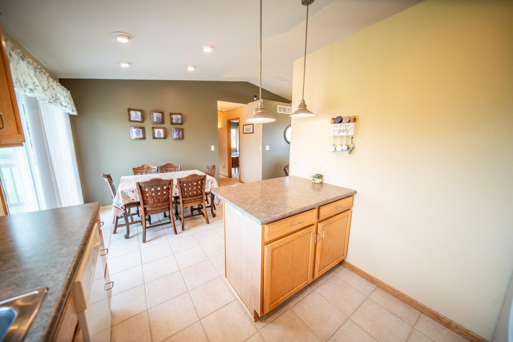 5187 56th Avenue Northwest Rochester, MN 55901 - Photo 9 of 32