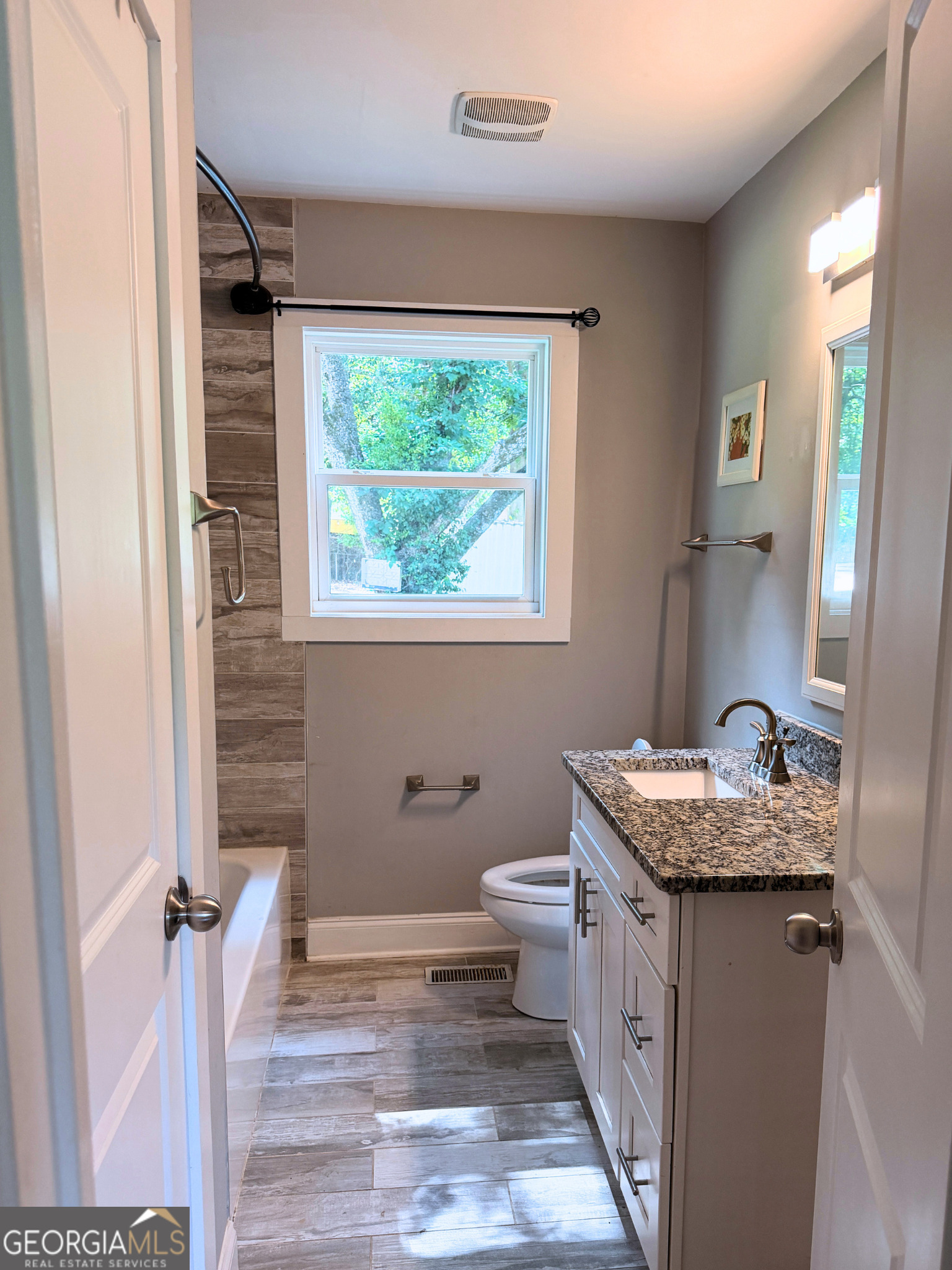 2561 Sylvan Road East Point, GA 30344 - Photo 7 of 17