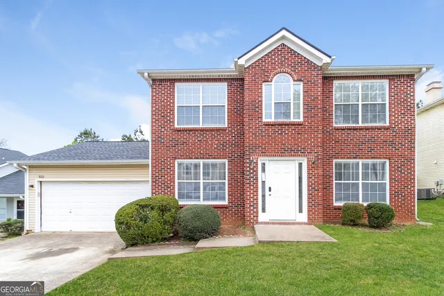 $1,890 | 810 Kilkenny Circle, Lithonia, GA 30058