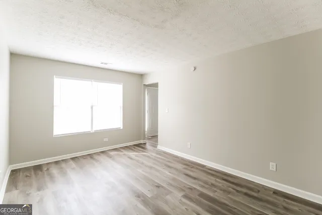 $1,890 | 810 Kilkenny Circle, Lithonia, GA 30058