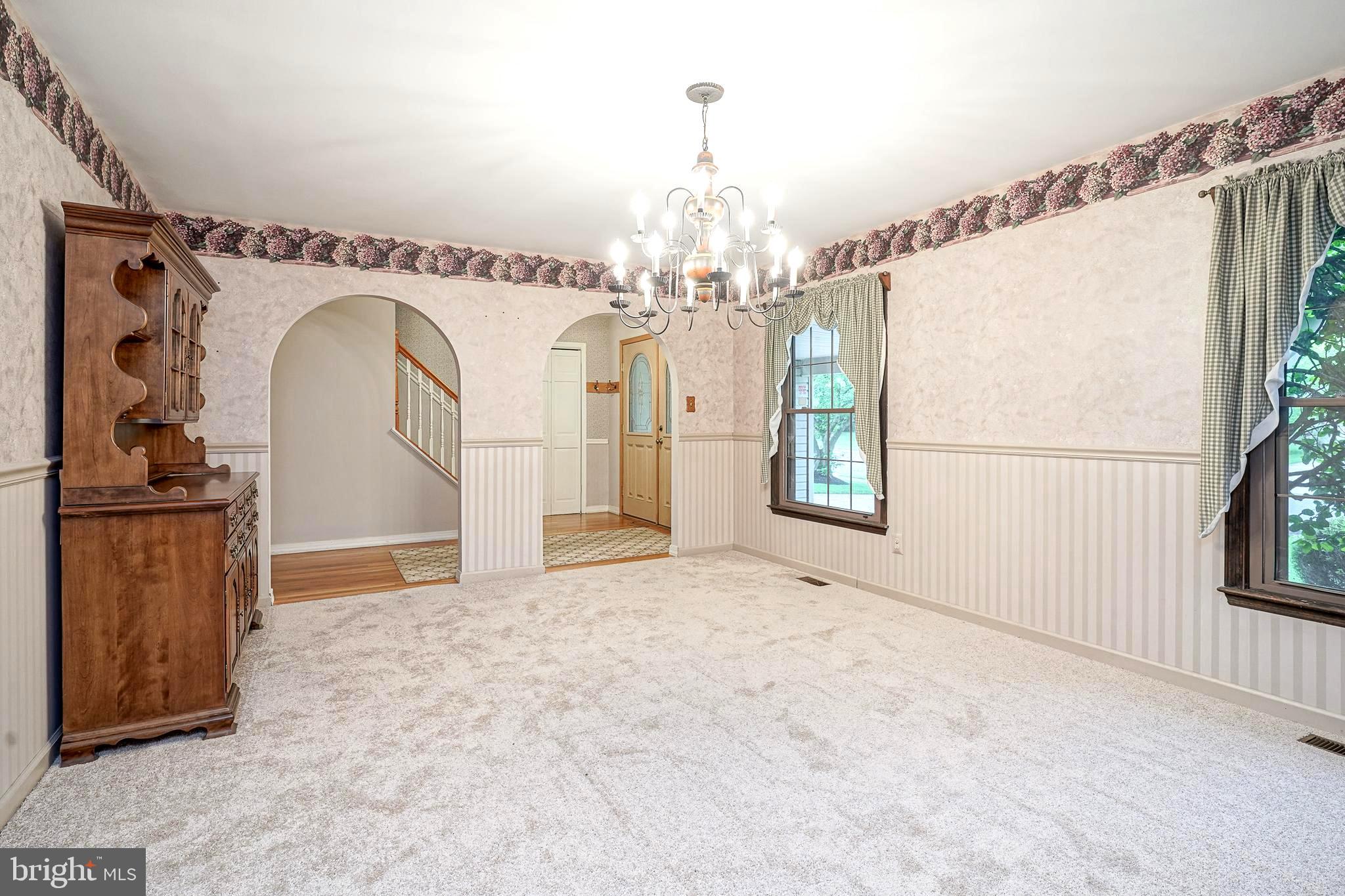 612 Howard Avenue Pitman, NJ 08071 - Photo 8 of 46