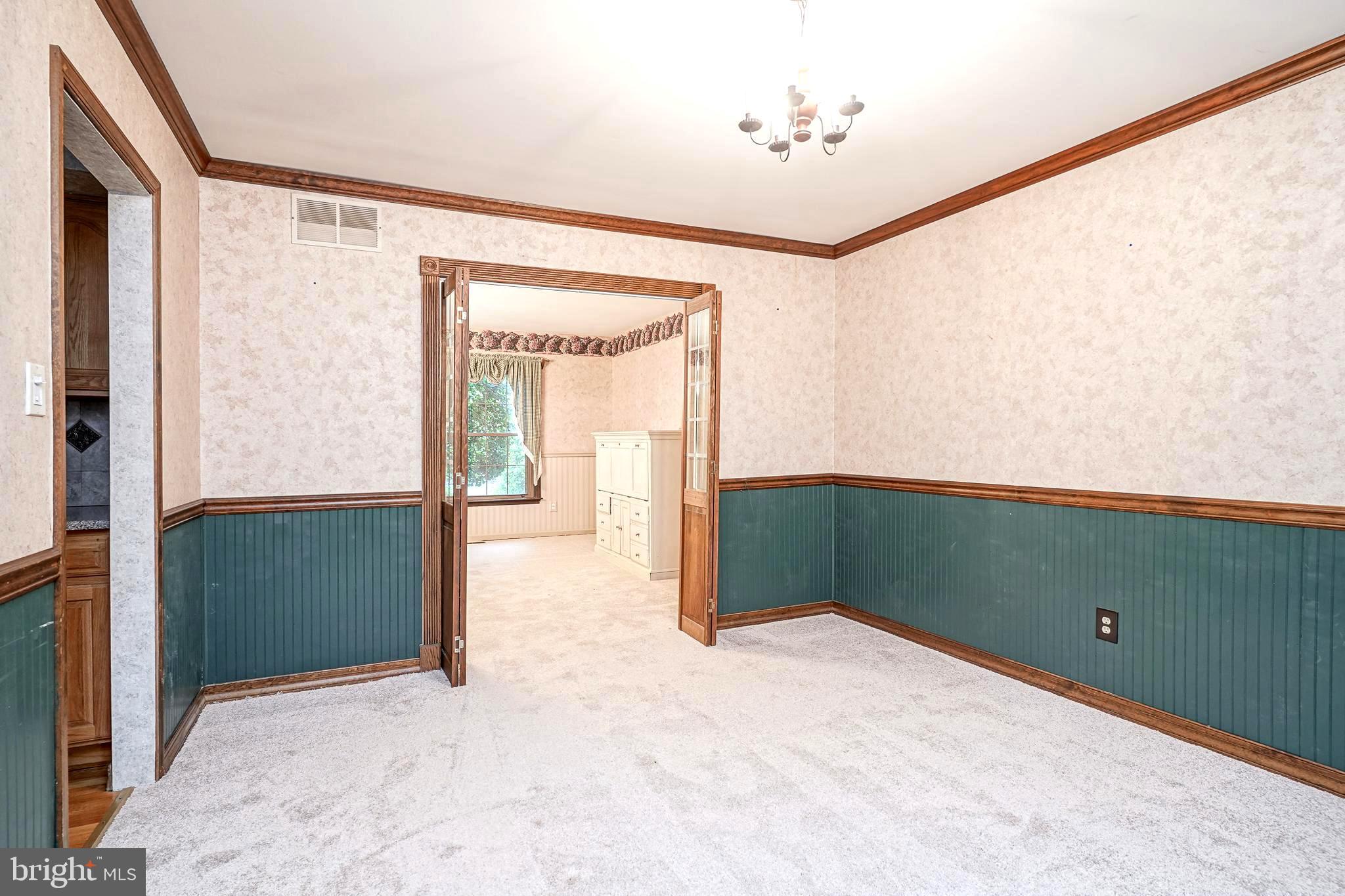 612 Howard Avenue Pitman, NJ 08071 - Photo 10 of 46