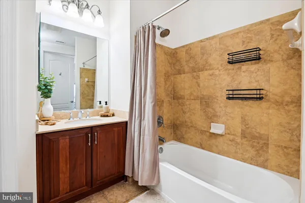 $539,000 | 1915 Towne Centre Boulevard, Unit 402, Annapolis, MD 21401