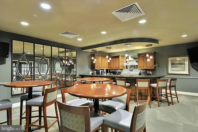 $539,000 | 1915 Towne Centre Boulevard, Unit 402, Annapolis, MD 21401