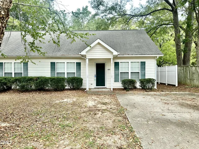 $1,300 | 420 Wall Street, Wendell, NC 27591