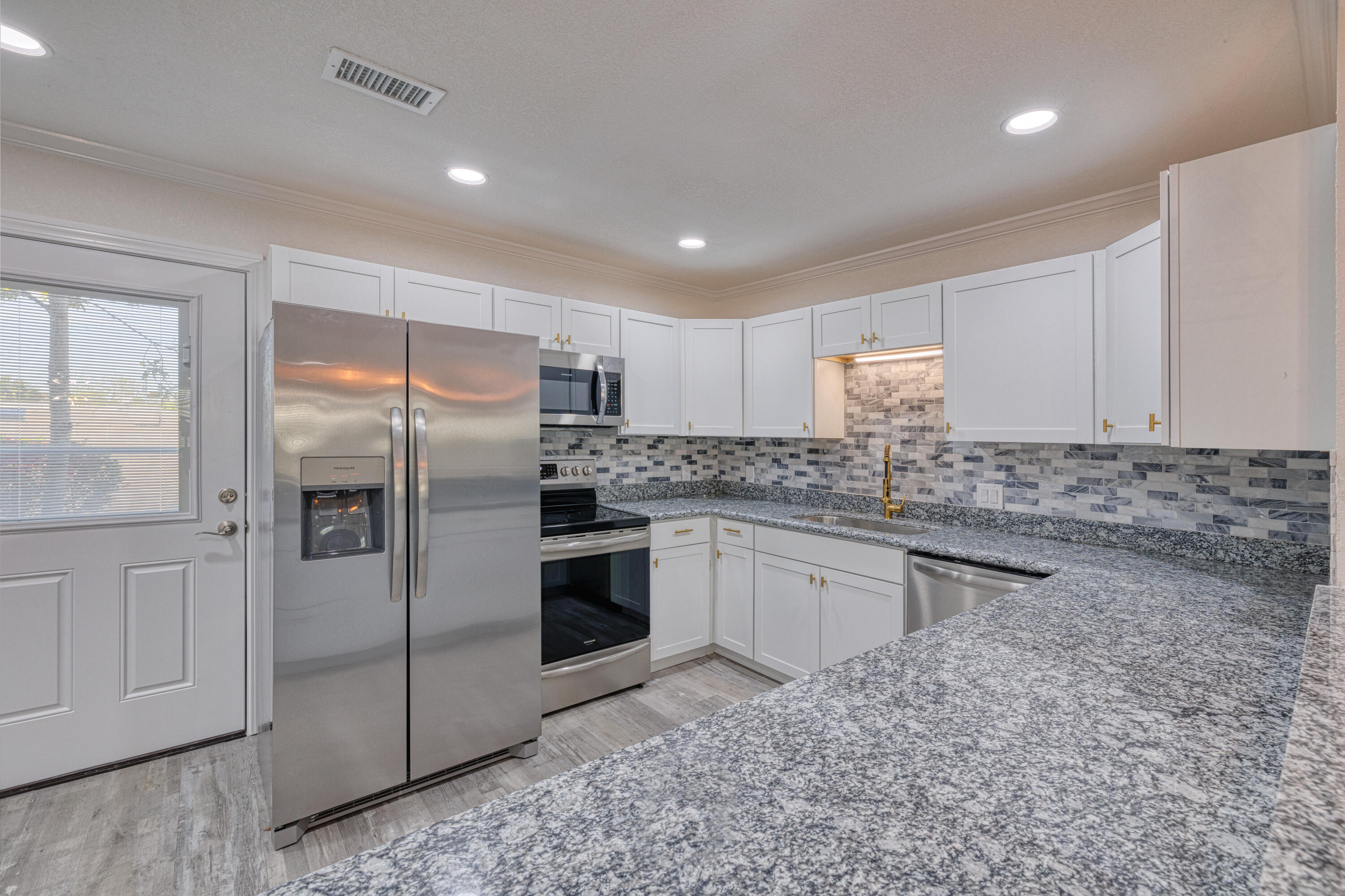 241 Ellis Road, Unit 24 Miramar Beach, FL 32550 - Photo 8 of 21 LR6_5433