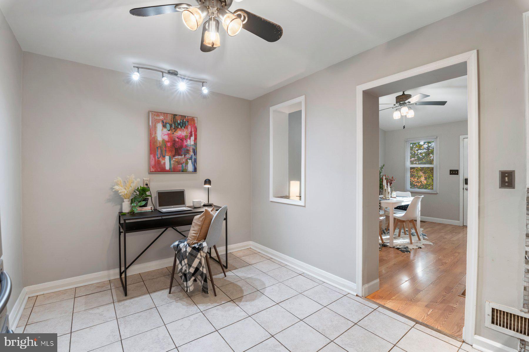 1607 Mussula Road Towson, MD 21286 - Photo 5 of 24