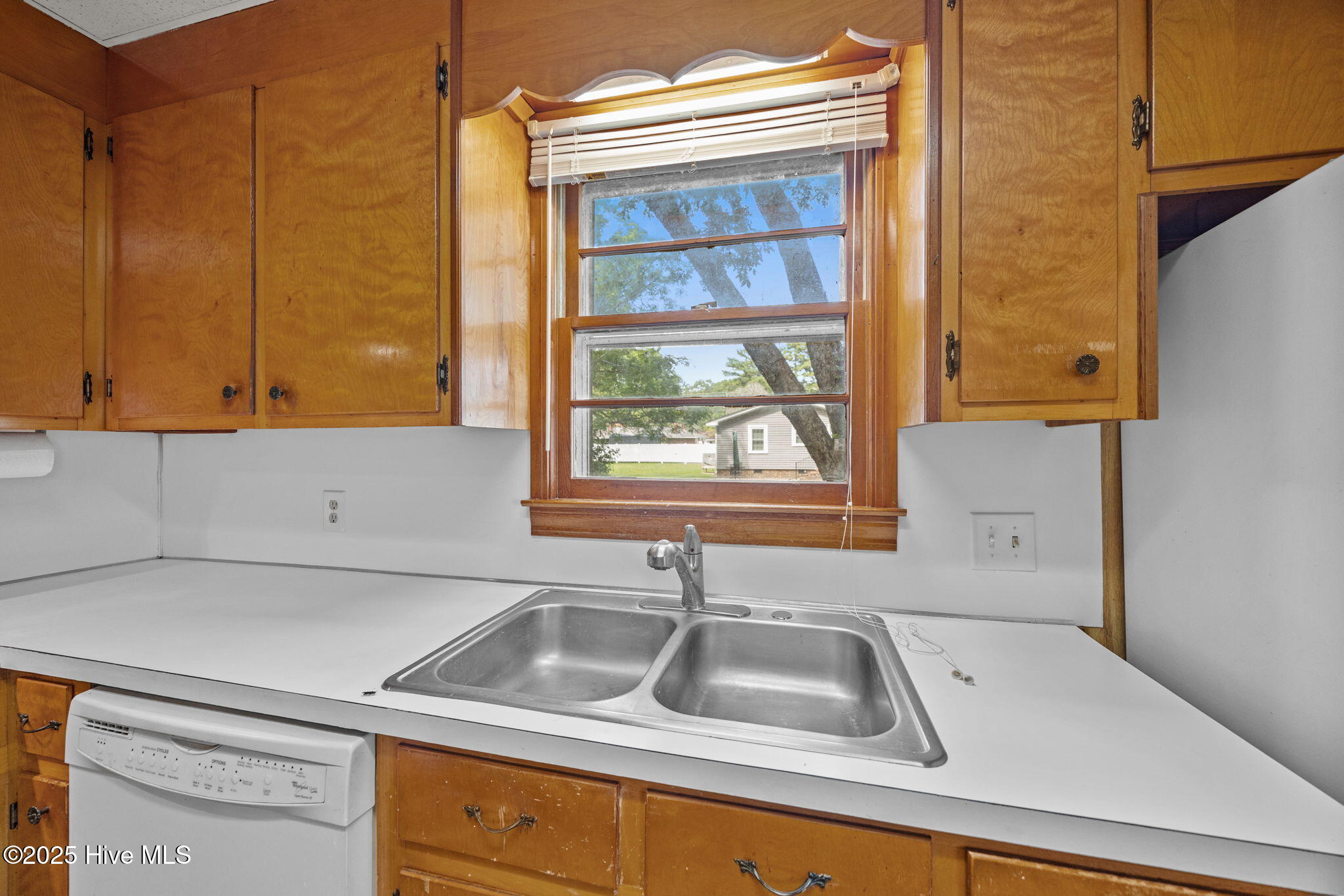 820 East 4th Street Washington, NC 27889 - Photo 15 of 39 28-web-or-mls-BLS_0054