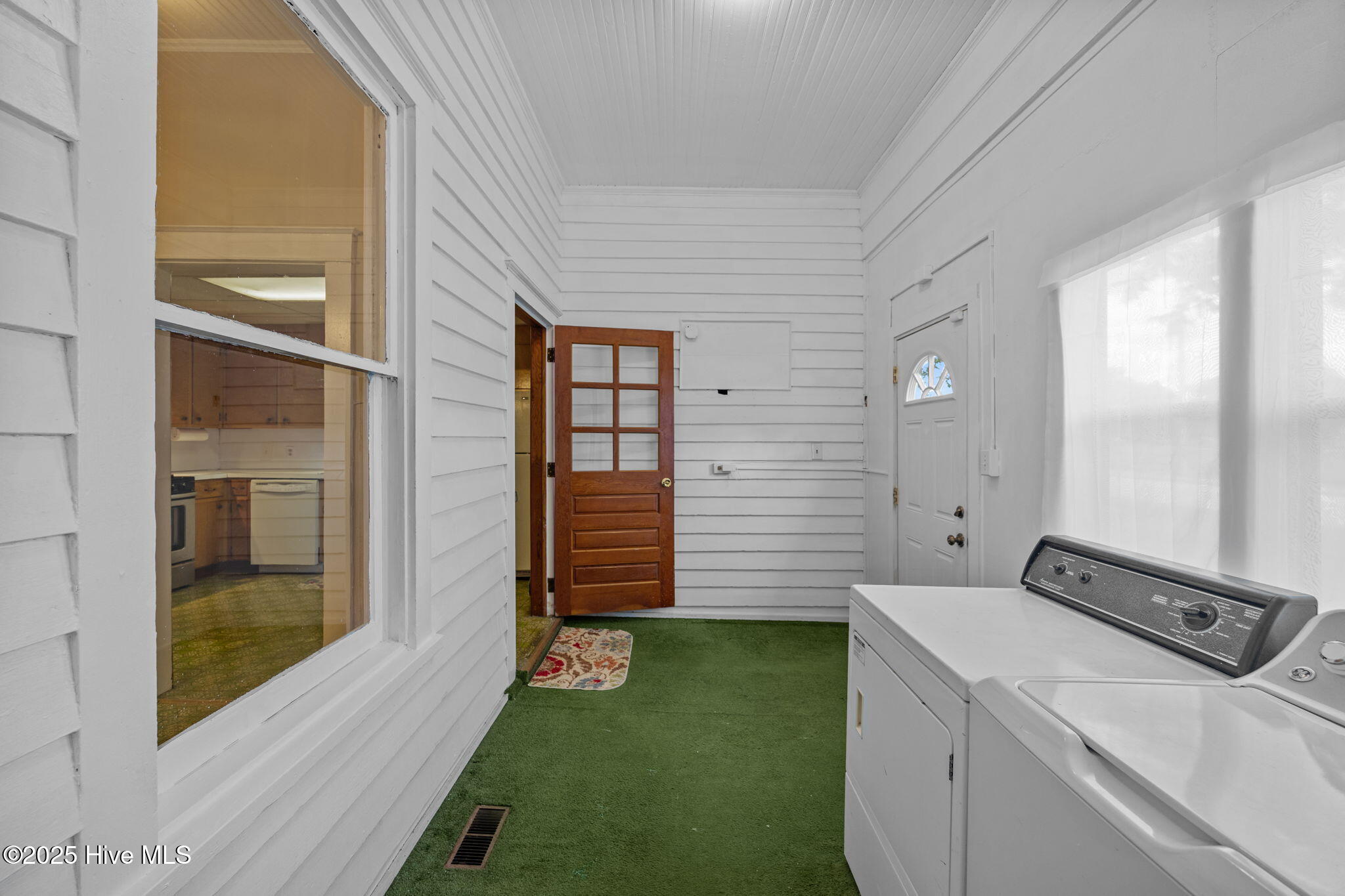 820 East 4th Street Washington, NC 27889 - Photo 18 of 39 23-web-or-mls-BLS_0039