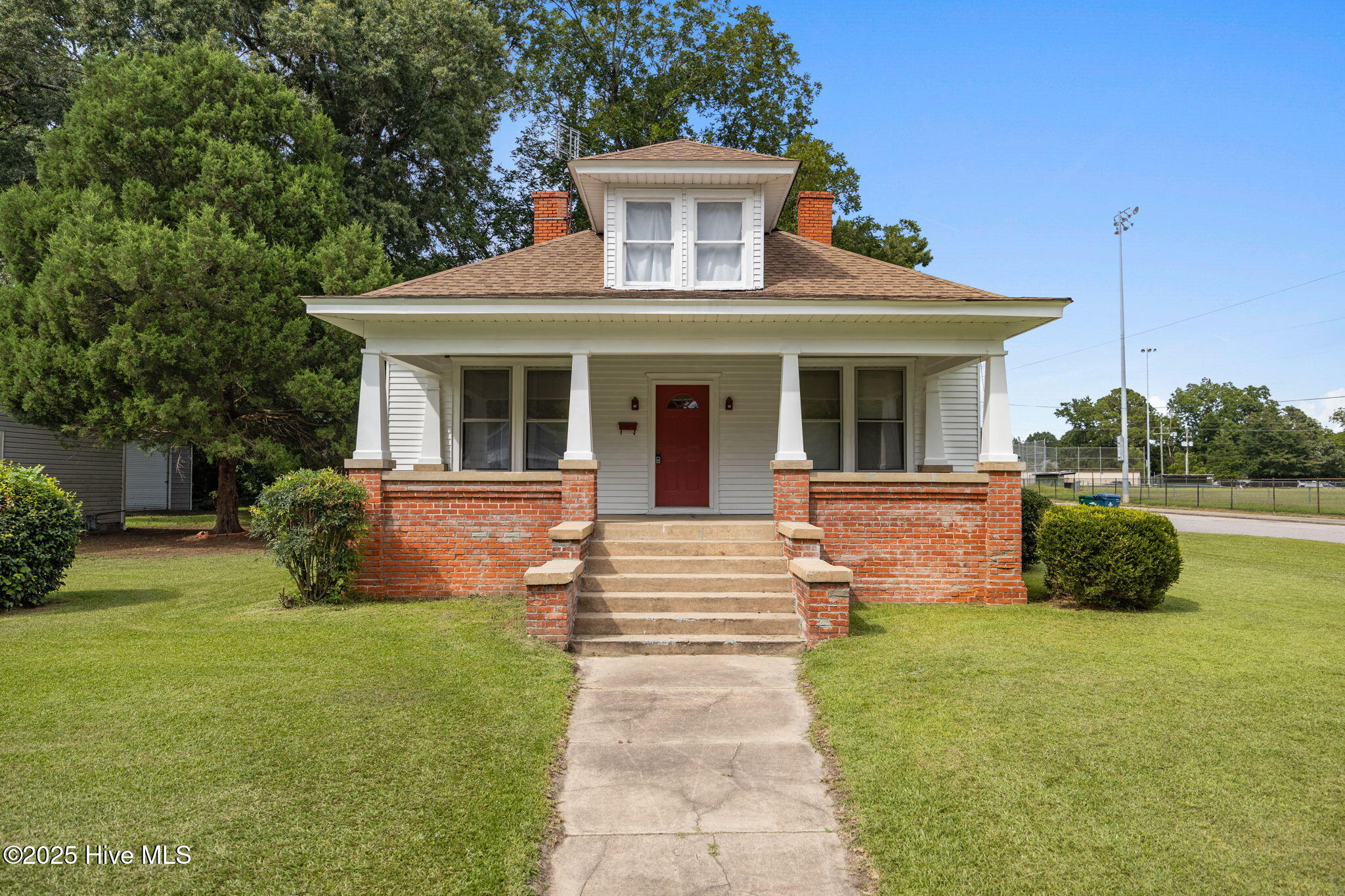820 East 4th Street Washington, NC 27889 - Photo 37 of 39 4-web-or-mls-BLS_0003 (1)