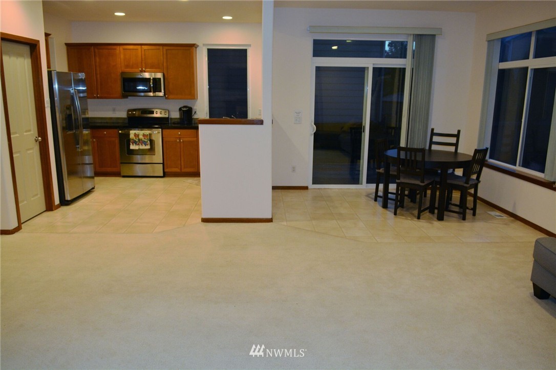 6010 Southeast 2nd Court Renton, WA 98059 - Photo 5 of 16