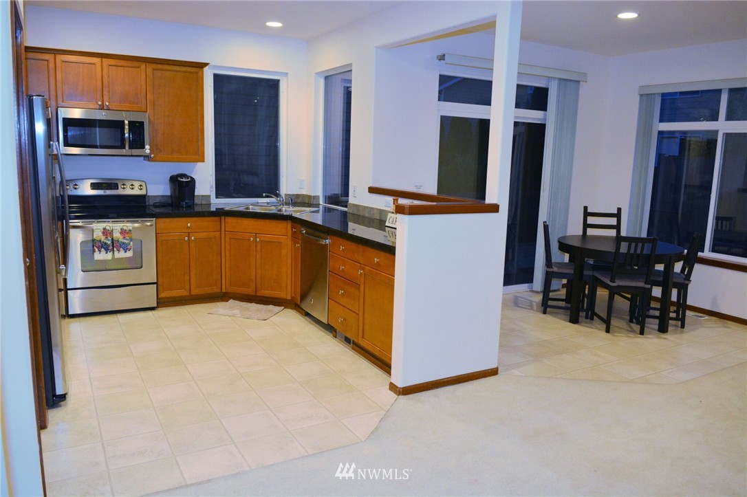 6010 Southeast 2nd Court Renton, WA 98059 - Photo 7 of 16