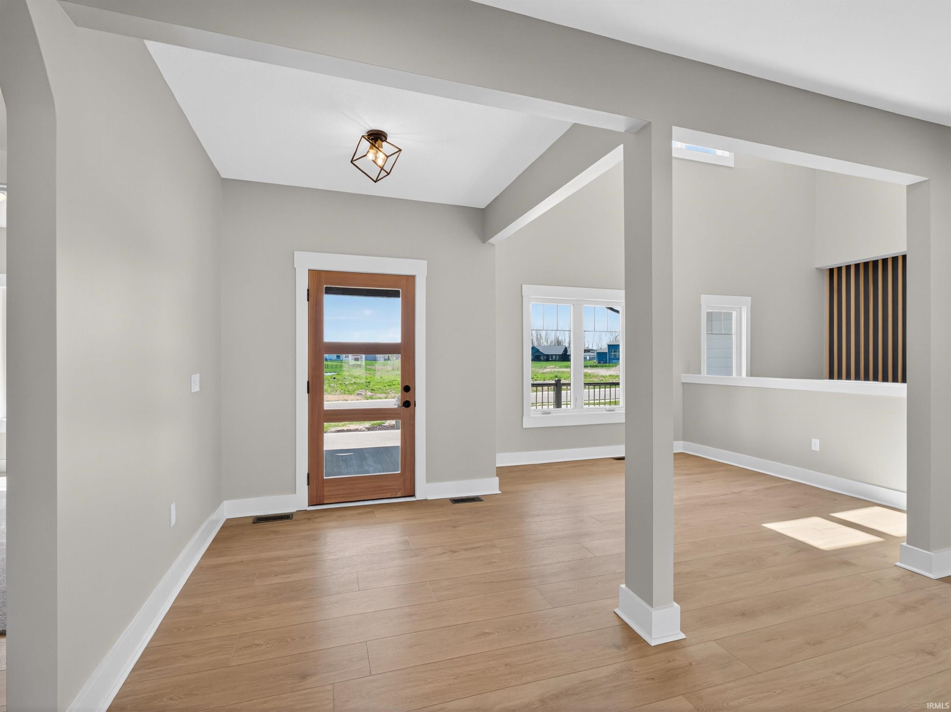 6081 Arvada Way Fort Wayne, IN 46845 - Photo 2 of 35