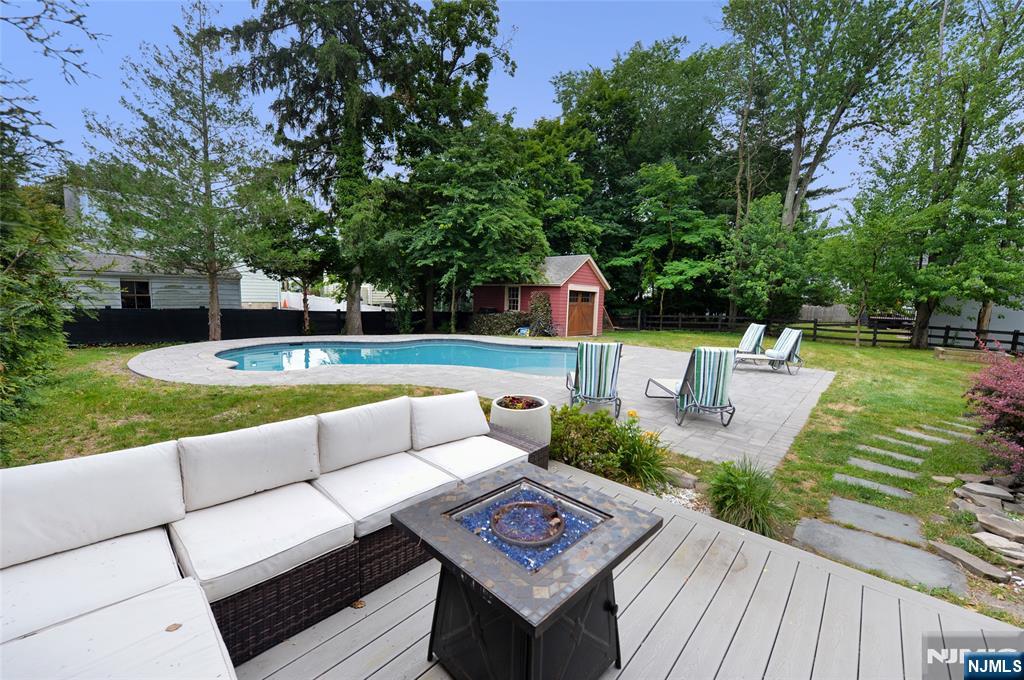 429 Sterling Place Ridgewood, NJ 07450 - Photo 23 of 30