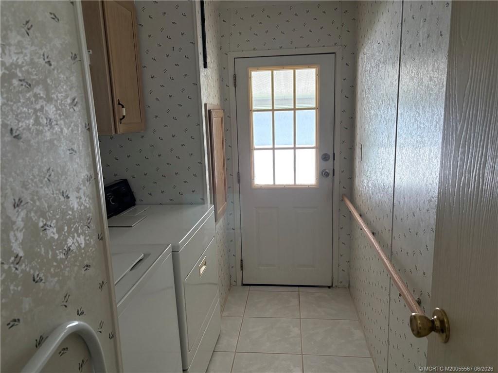 2465 Southwest Versailles Terrace Stuart, FL 34997 - Photo 15 of 21