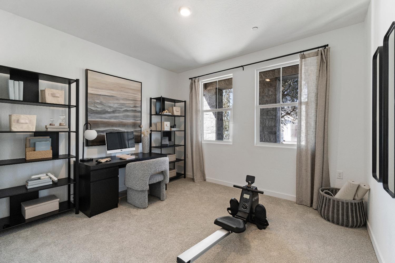 1046 Springtime Avenue Clovis, CA 93619 - Photo 6 of 40