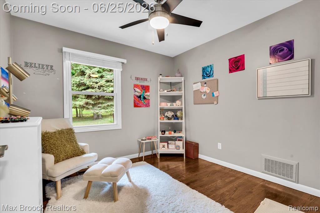 28403 Peppermill Road Farmington, MI 48331 - Photo 18 of 33