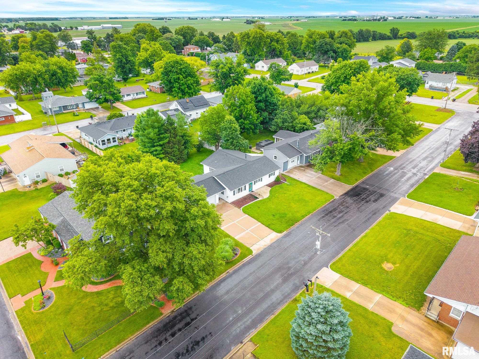 108 North 3rd Street Roanoke, IL 61561 - Photo 40 of 48