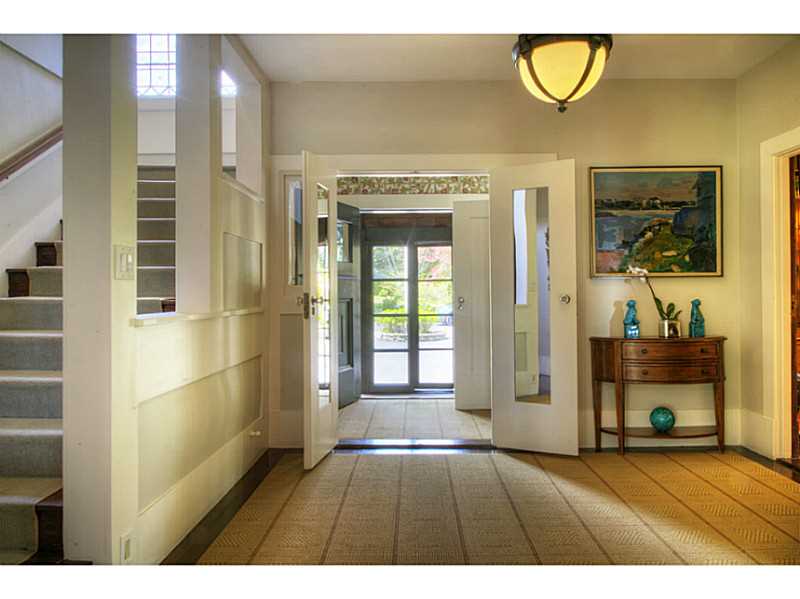144 Wapping Road Portsmouth, RI 02871 - Photo 6 of 25 Entry. The large foyer leads to the dining room, living room, library and second floor.