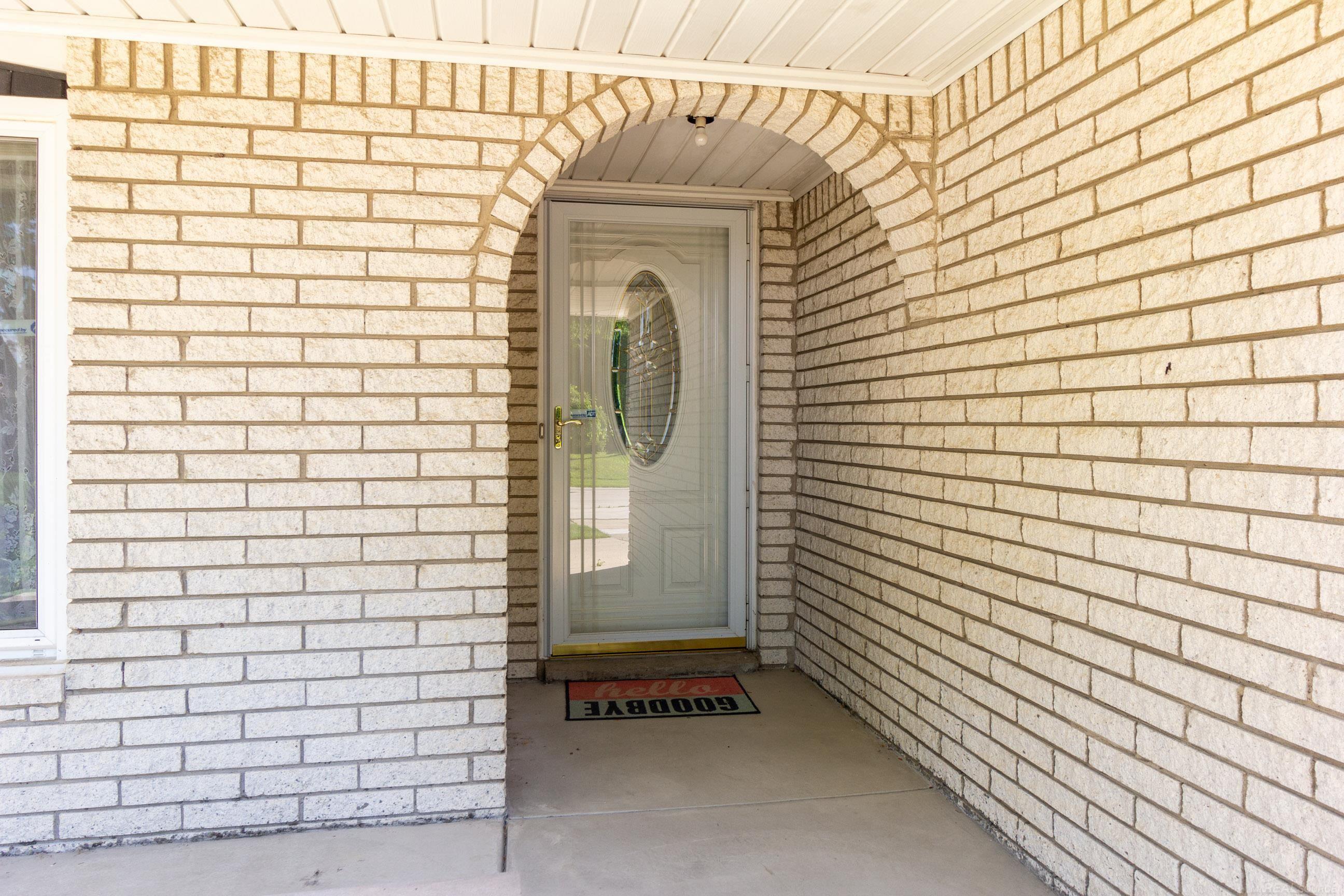 3685 Brandi Drive Sterling Heights, MI 48310 - Photo 5 of 44
