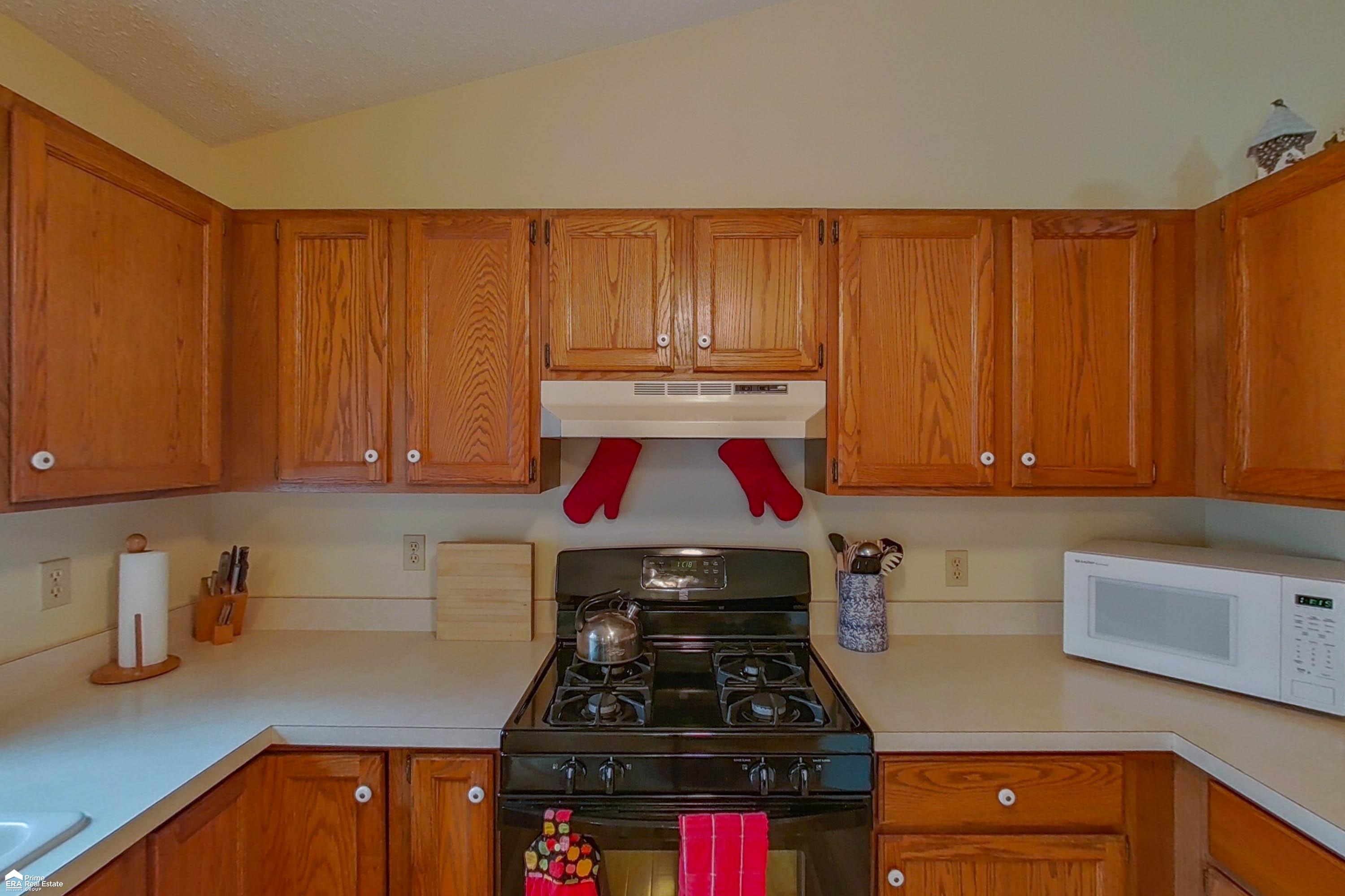 8213 North Seymour Road Flushing, MI 48433 - Photo 18 of 46 50097863-17.JPG