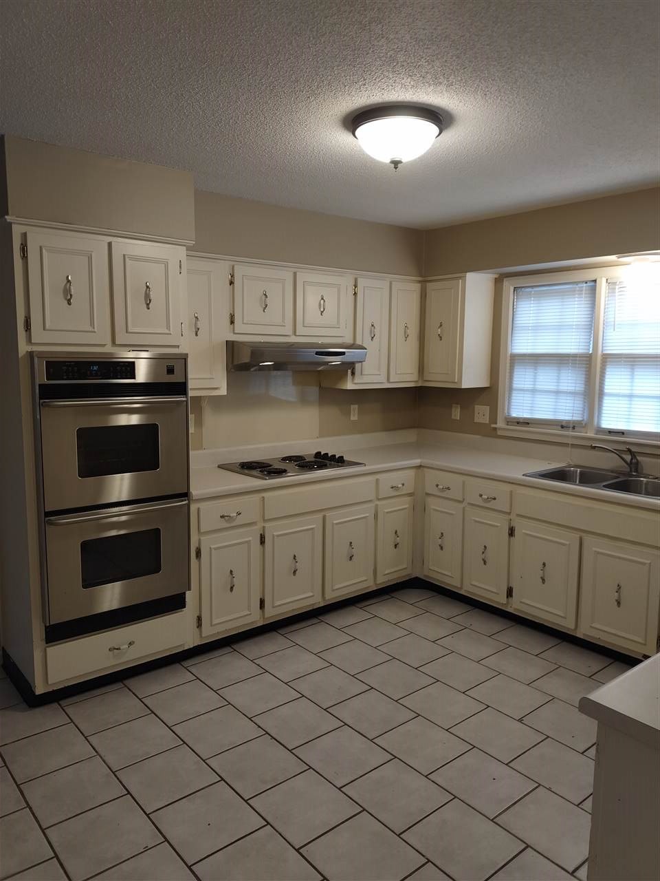 7876 Neshoba Road Germantown, TN 38138 - Photo 13 of 25 Gallery Image 13