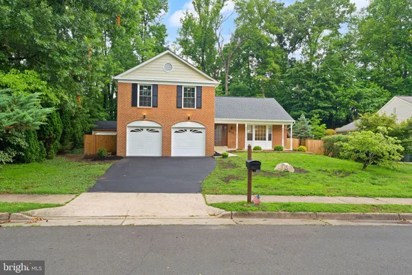 $949,900 | 6390 Phillip Court, Springfield, VA 22152