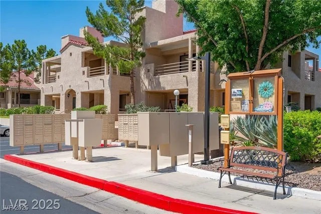 $169,999 | 3750 Desert Marina Drive, Unit 37, Laughlin, NV 89029