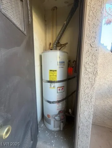 $159,999 | 3750 Desert Marina Drive, Unit 37, Laughlin, NV 89029