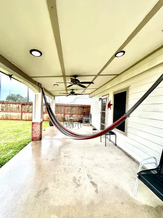 a view of an outdoor space