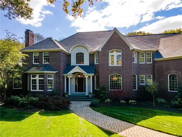 $2,499,000 | 25 Westfield Drive, East Greenwich, RI 02818