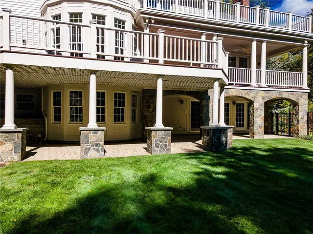 $2,499,000 | 25 Westfield Drive, East Greenwich, RI 02818