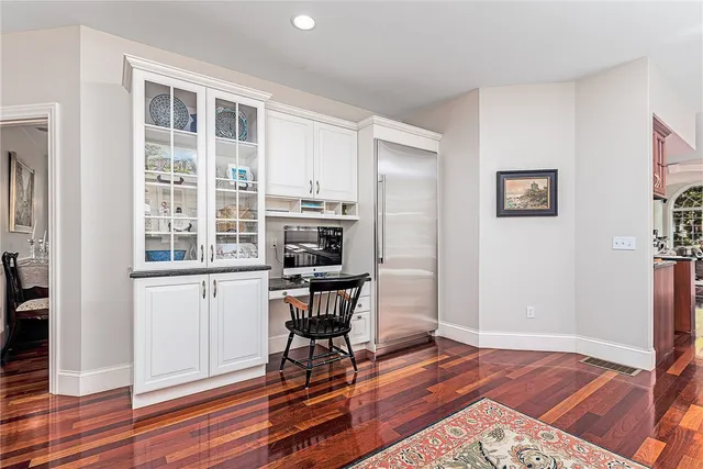 $2,499,000 | 25 Westfield Drive, East Greenwich, RI 02818