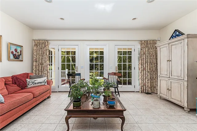 $2,499,000 | 25 Westfield Drive, East Greenwich, RI 02818