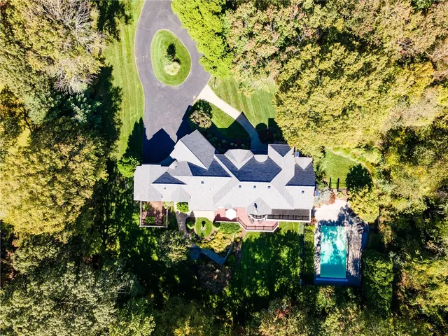 $2,499,000 | 25 Westfield Drive, East Greenwich, RI 02818