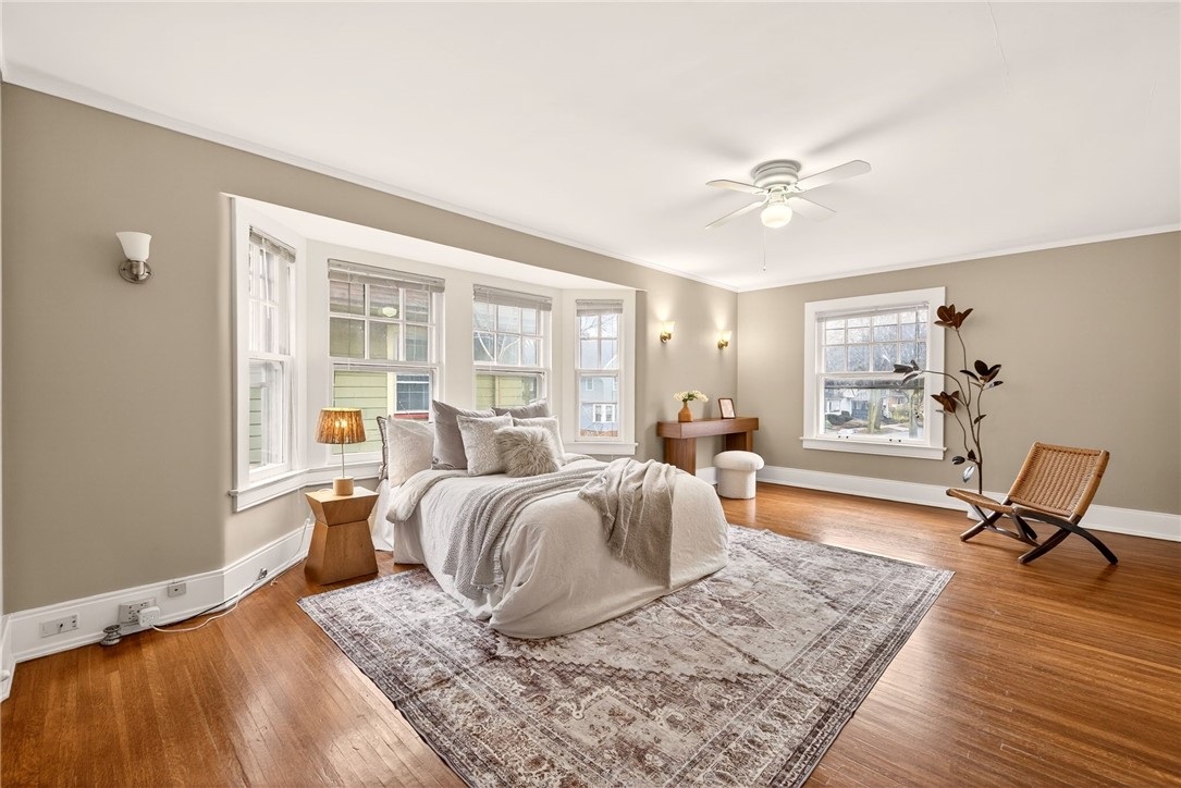 1005 Harvard Street Rochester, NY 14610 - Photo 27 of 50 Primary suite