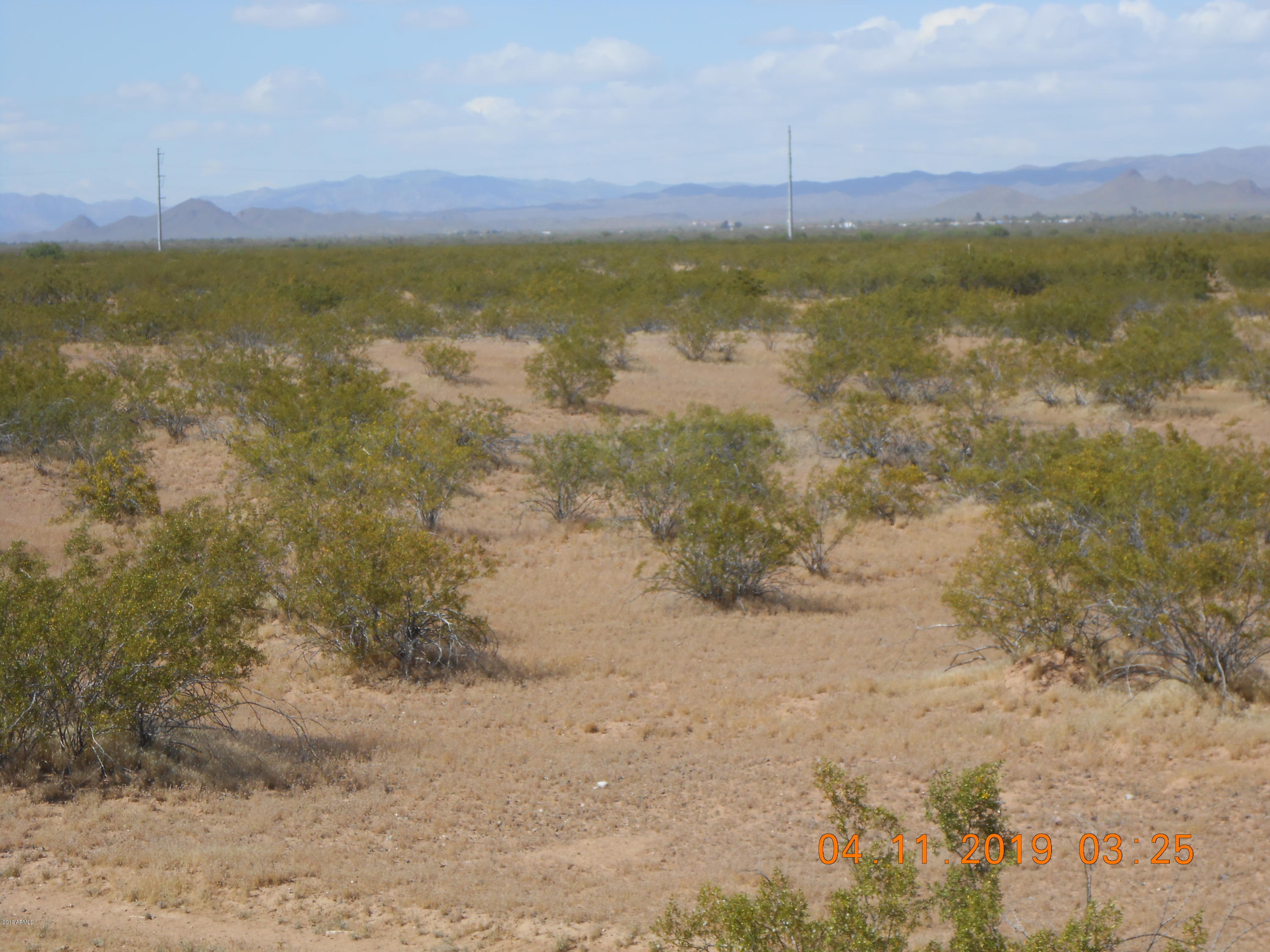 24001 West Montgomery Road Wittmann, AZ 85361 - Photo 8 of 14 DSCN2792