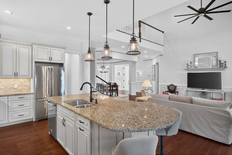 45 Snapping Bow Plymouth, MA 02360 - Photo 19 of 41