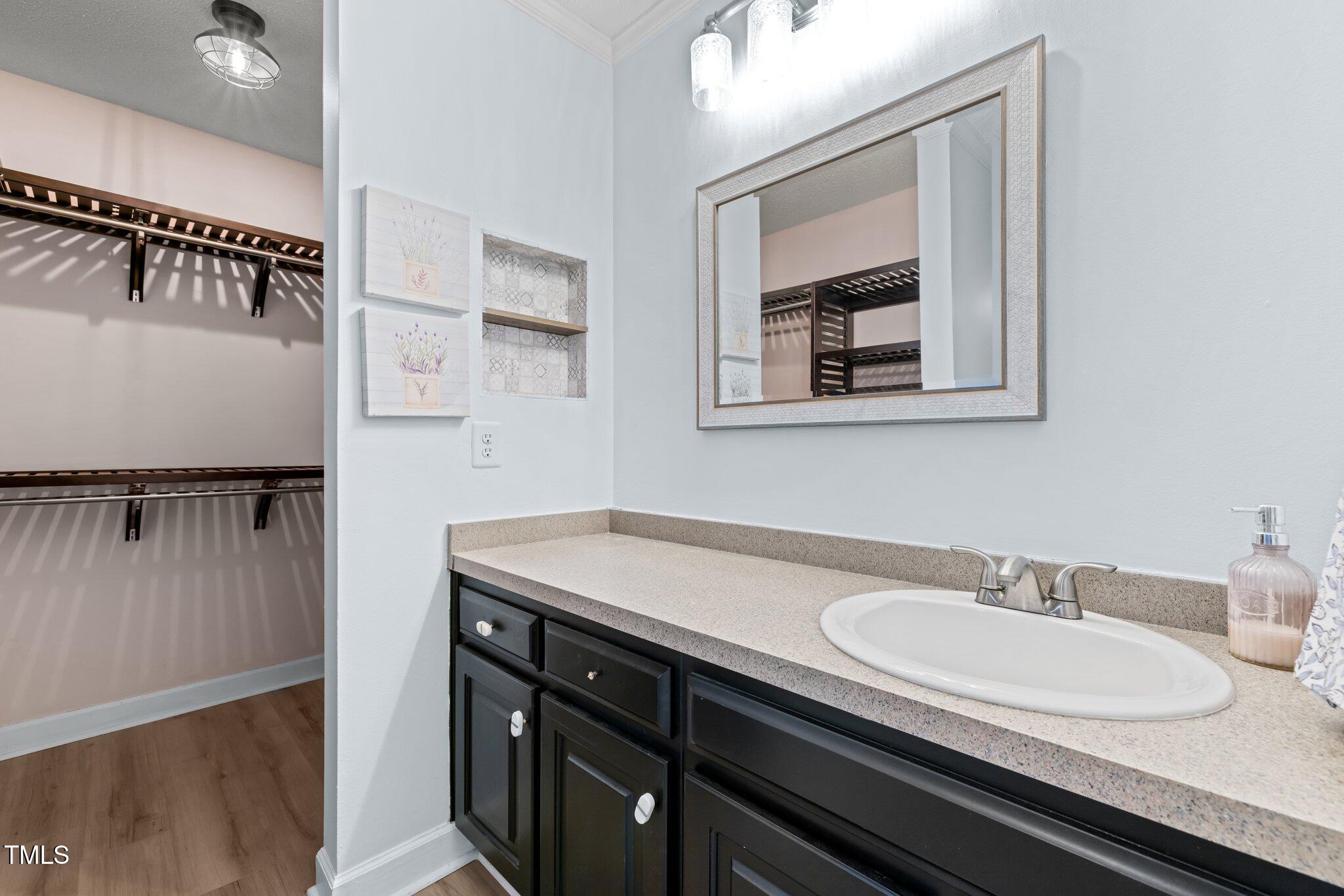 7010 Sandy Forks Road, Unit 102 Raleigh, NC 27615 - Photo 23 of 45 42-web-or-mls-5Z8A8924