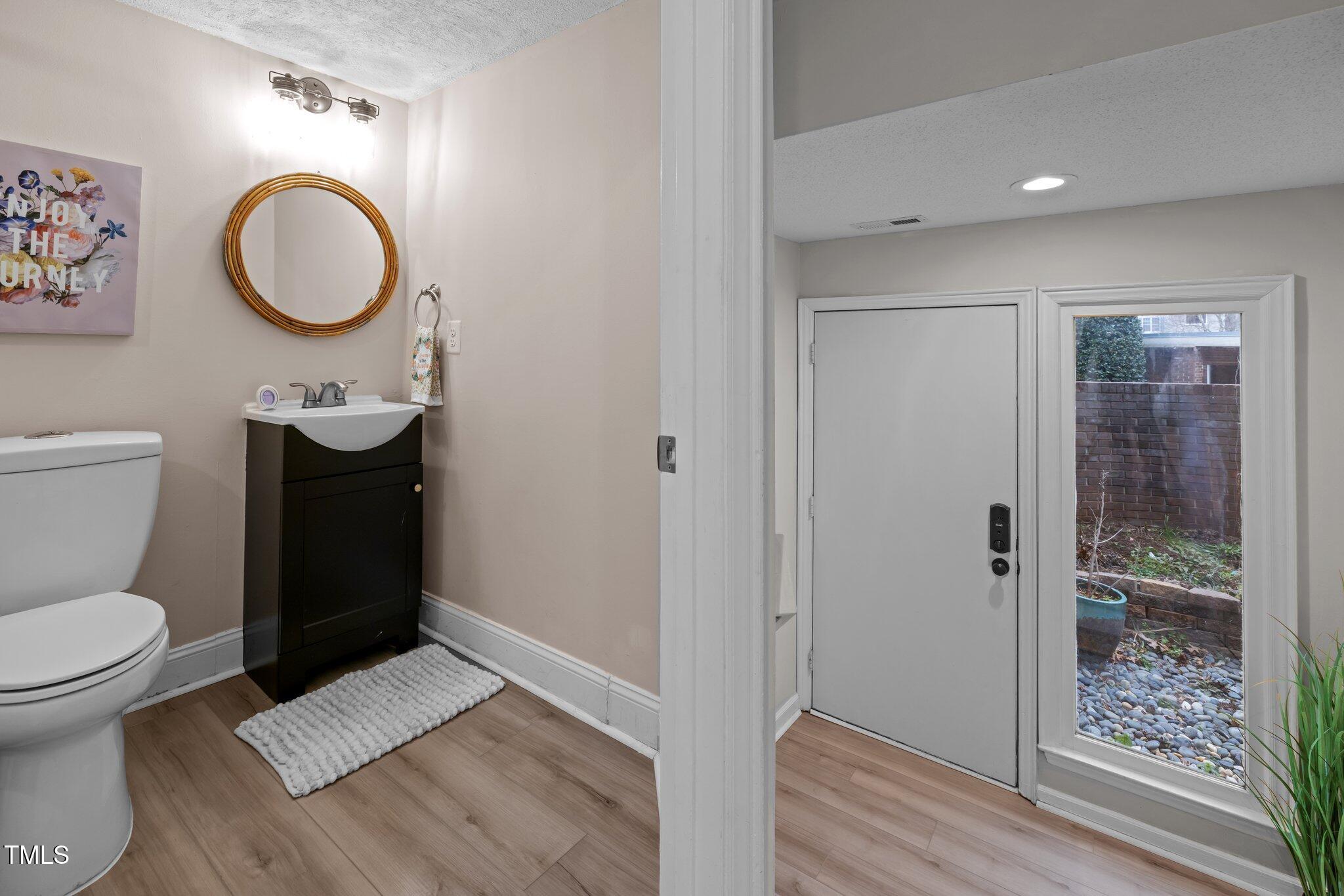 7010 Sandy Forks Road, Unit 102 Raleigh, NC 27615 - Photo 7 of 45 25-web-or-mls-5Z8A8873